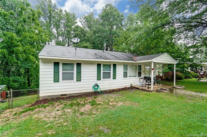 239 Dixon Cir, Gastonia, NC 28054