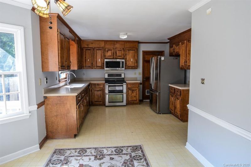 19515 Tryon St, Cornelius, NC 28031