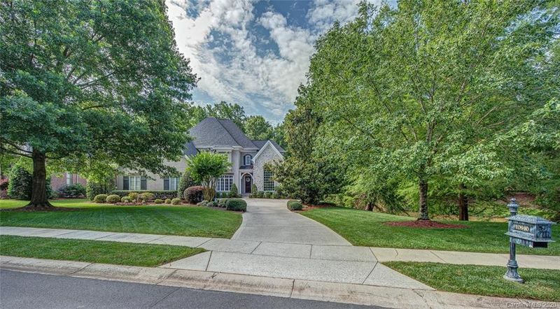 10910 Harrisons Crossing Ave, Charlotte, NC 28277