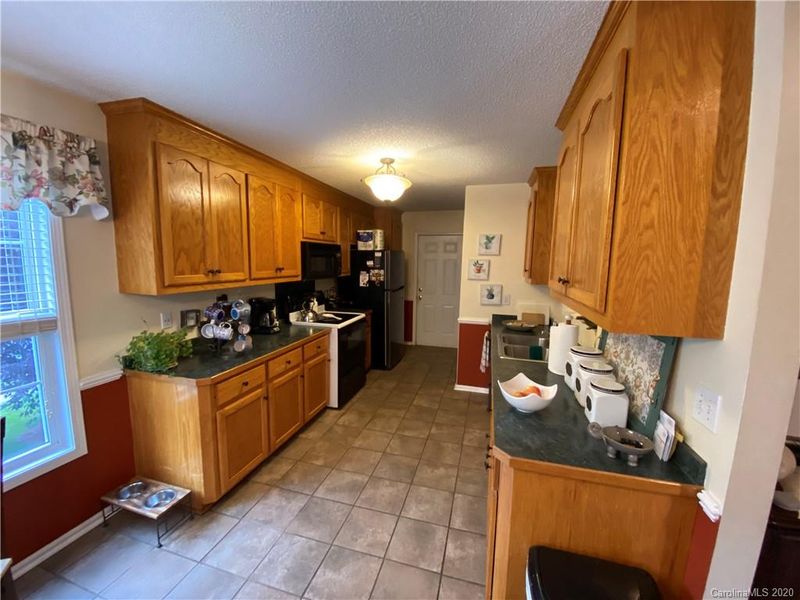 105 Lafayette Rd, Stanley, NC 28164