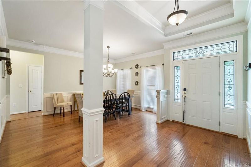 2626 Able Glen Ct, Charlotte, NC 28214