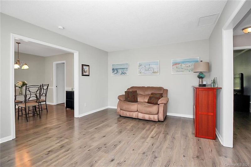 1407 Painter Pl, Charlotte, NC 28212