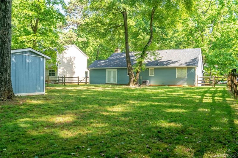 7100 Markway Dr, Charlotte, NC 28215