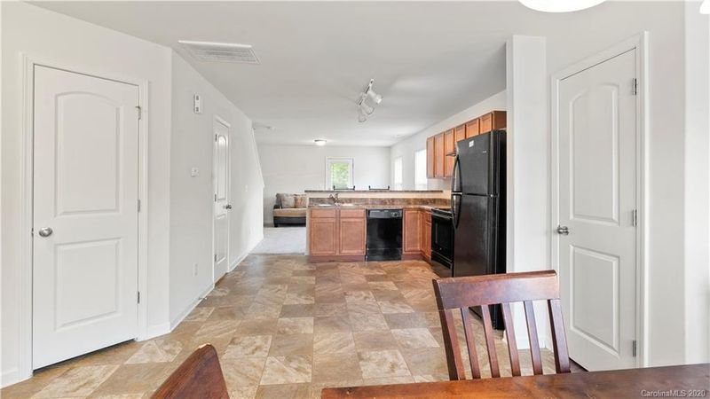 4900 Potter Rd, Stallings, NC 28104