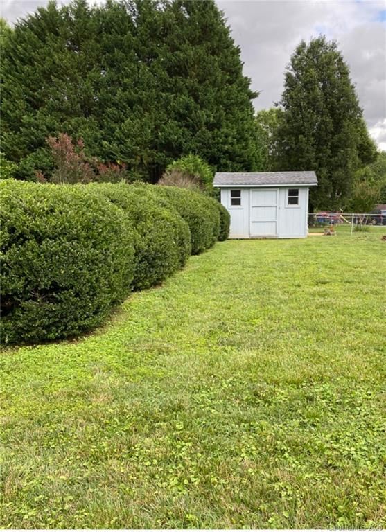 217 3rd St NE #8, Conover, NC 28613