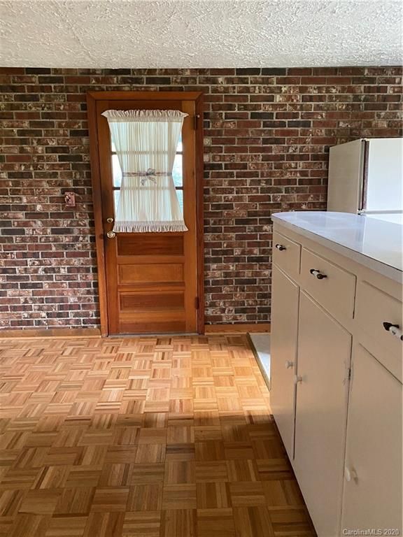 217 3rd St NE #8, Conover, NC 28613