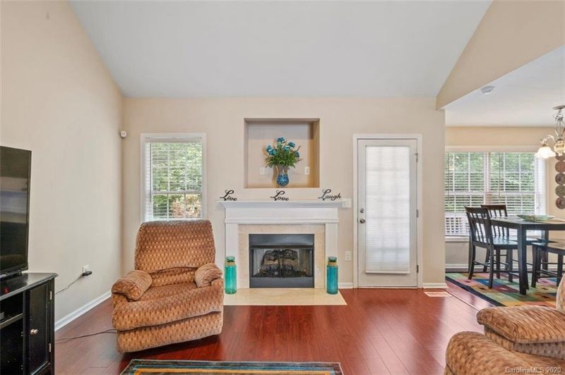 213 Laverne Dr, Concord, NC 28025