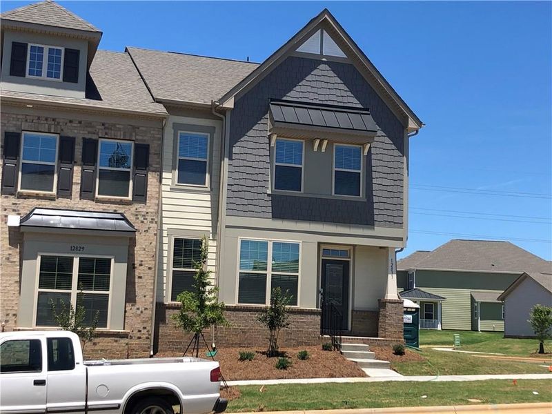 12833 Robert Walker Dr #282, Davidson, NC 28036