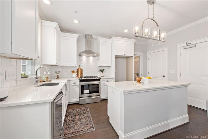 2145 Mcclintock Rd #212, Charlotte, NC 28205