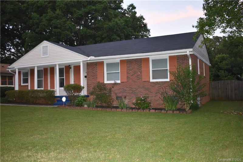 3816 Farmview Rd, Charlotte, NC 28205
