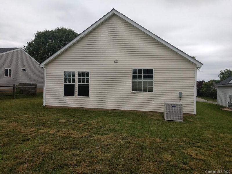 3044 Hawick Commons Dr, Concord, NC 28027