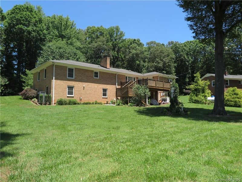 119 Suncrest Rd, Cherryville, NC 28021