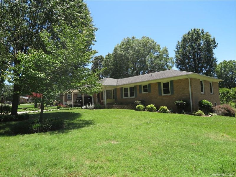 119 Suncrest Rd, Cherryville, NC 28021