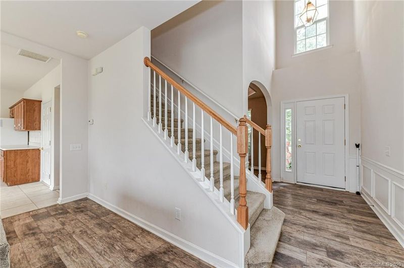 10801 Claude Freeman Dr, Charlotte, NC 28262
