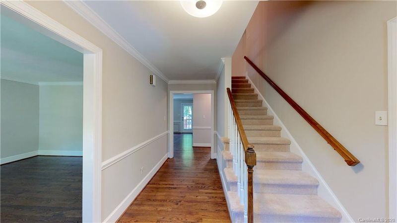 7401 Lawkins Ln, Charlotte, NC 28270