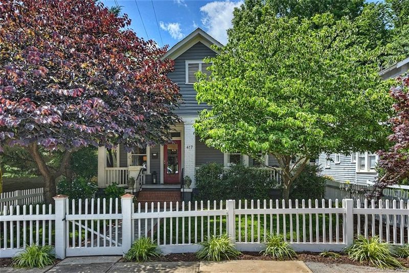 417 Hawthorne Ln, Charlotte, NC 28204