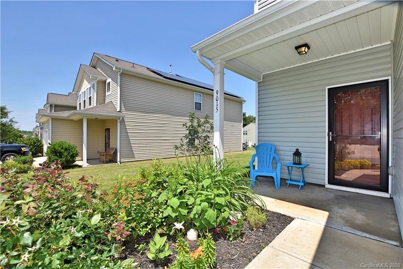 9015 Paddle Oak Rd, Charlotte, NC 28227