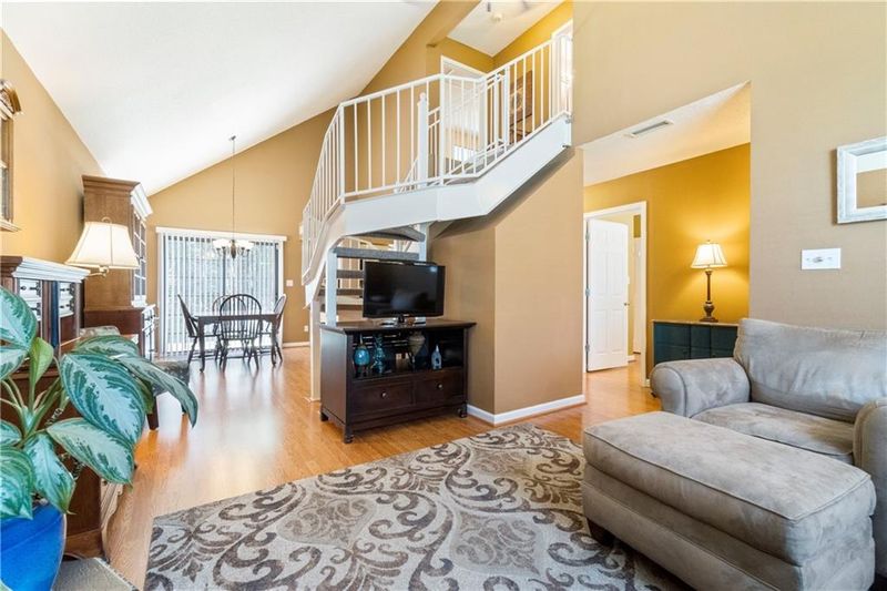 1657 20th Avenue Ct NE, Hickory, NC 28601