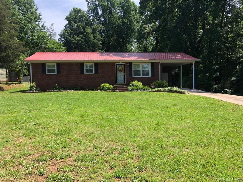 8 Holly St, Maiden, NC 28650