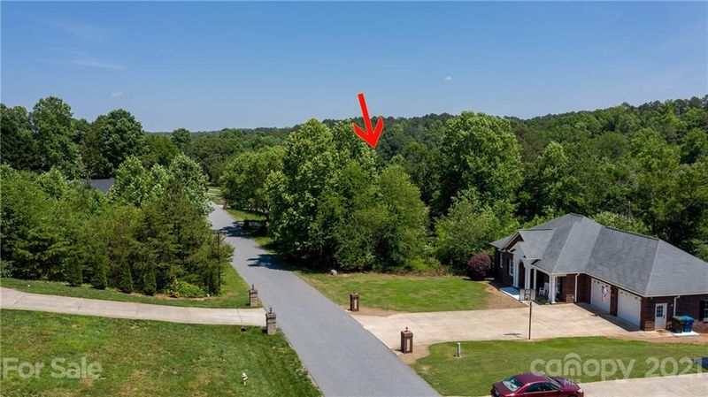 6302 Hayden Dr, Hickory, NC 28601