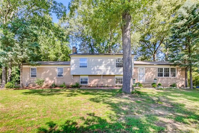 601 E Wilson St, Wingate, NC 28174