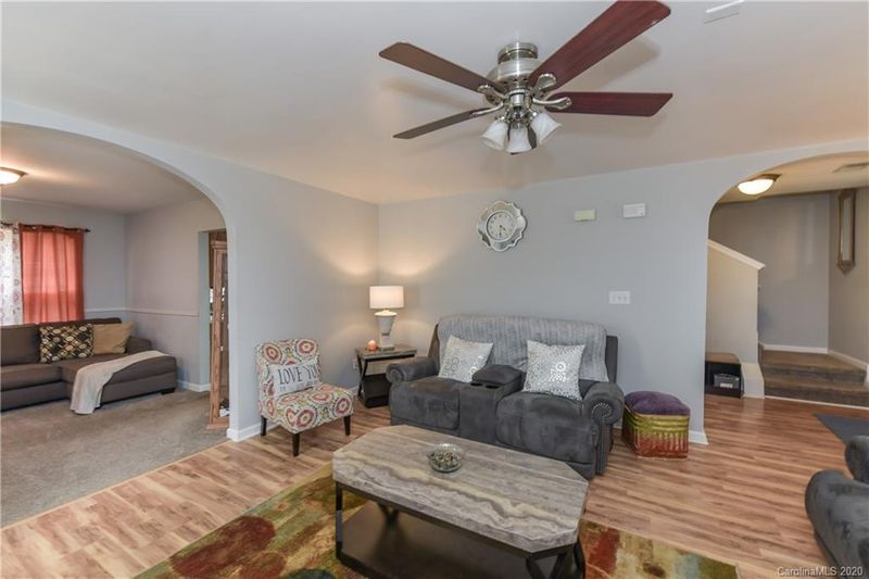 145 Winding Canyon Dr, Charlotte, NC 28214