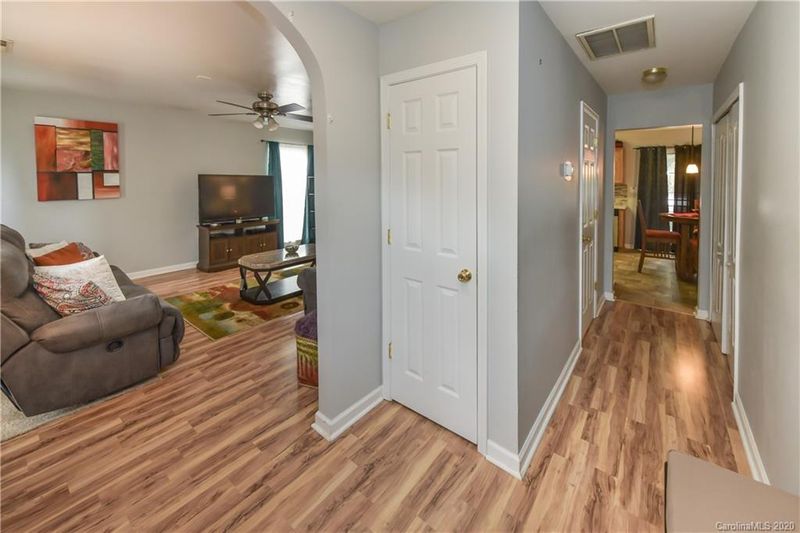 145 Winding Canyon Dr, Charlotte, NC 28214