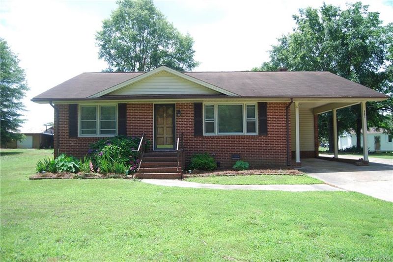802 E Union St, Marshville, NC 28103