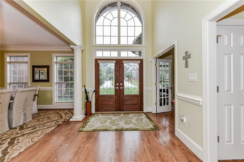 551 Ballymote Ct, Matthews, NC 28104