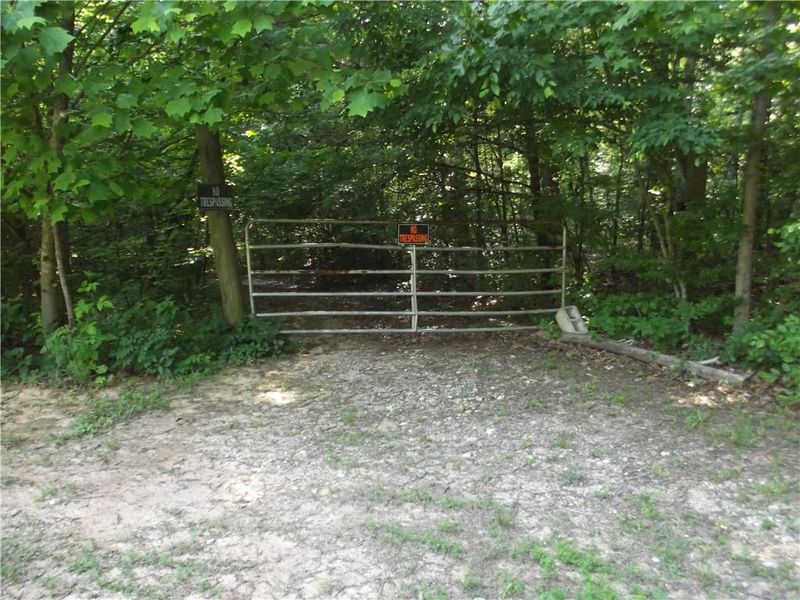 2073 Pinetop Ridge Rd, Catawba, NC 28609