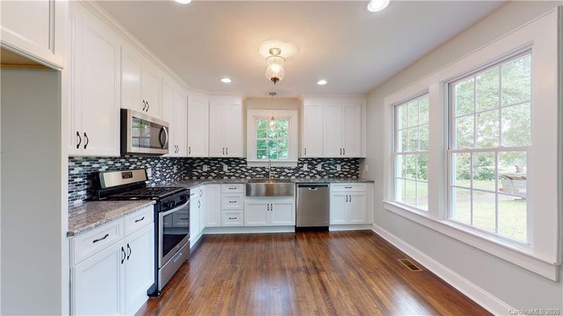 405 Battleground Rd, Lincolnton, NC 28092