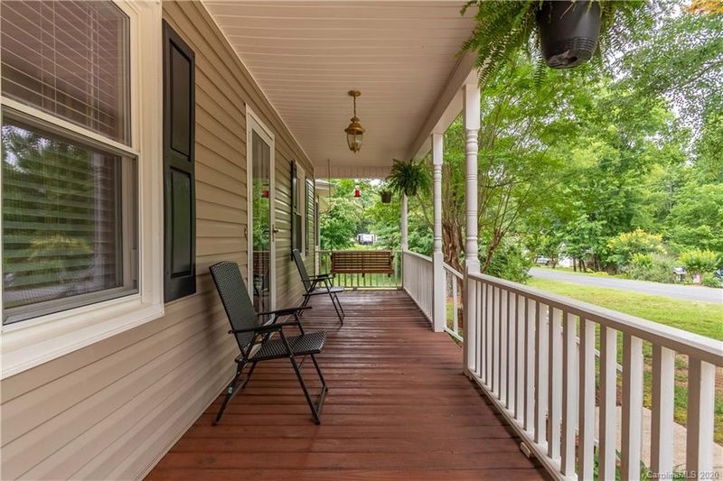 113 Fritzvon Dr, Mount Pleasant, NC 28124