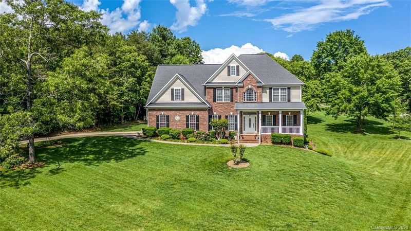 4105 Wandering Ln NE, Hickory, NC 28601