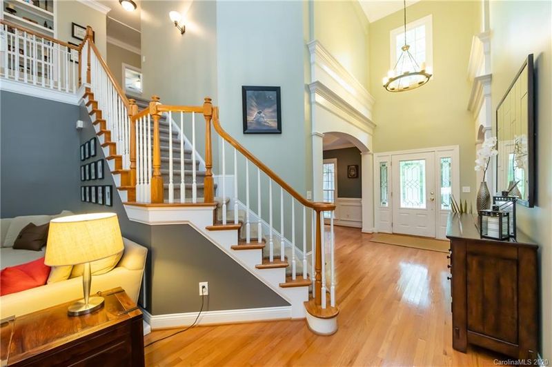 12450 Preservation Pointe Dr, Charlotte, NC 28216