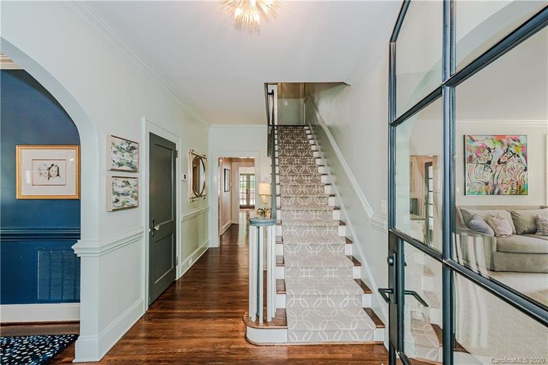 2821 Hampton Ave, Charlotte, NC 28207