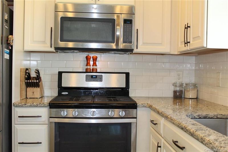 1606 Pat Garrett St, Charlotte, NC 28206