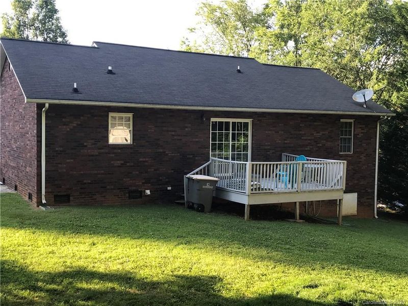 2136 Windermere Dr, Kannapolis, NC 28083