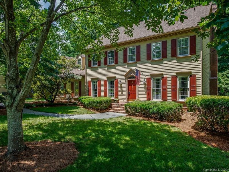 10311 Foxhall Dr, Charlotte, NC 28210