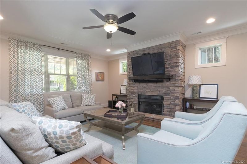 3609 Oakwood Ave, Charlotte, NC 28205