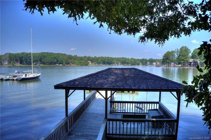 144 Cooley Rd, Mooresville, NC 28117