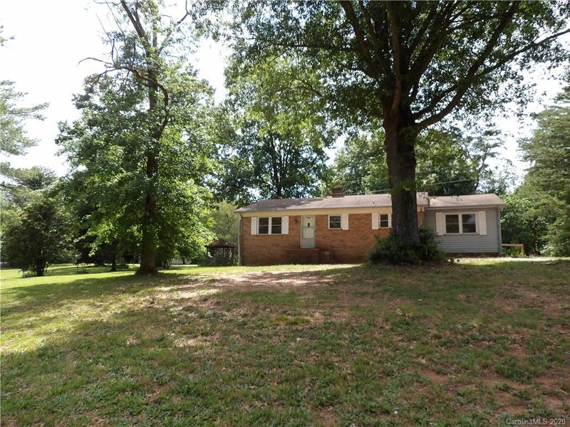 4145 Old Shelby Rd, Hickory, NC 28602