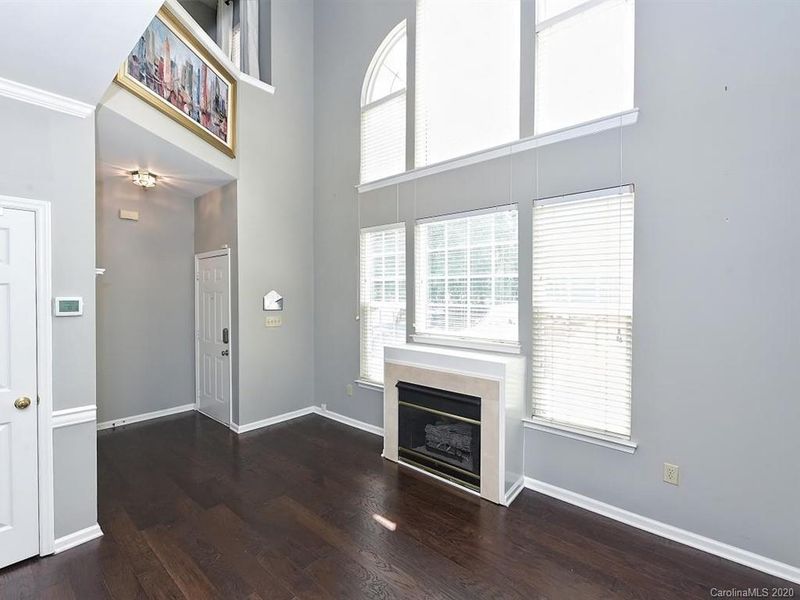 1297 E Woodlawn Rd, Charlotte, NC 28209