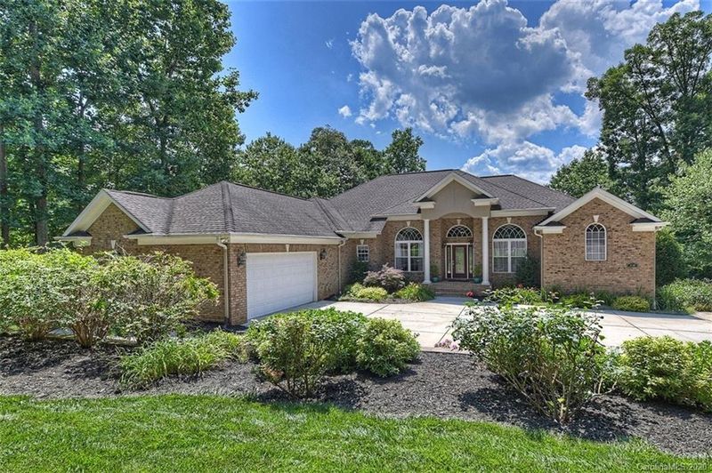 3859 Gordon St, Terrell, NC 28682