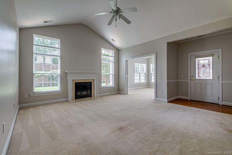 3209 Abbey Walk Ln, Matthews, NC 28105