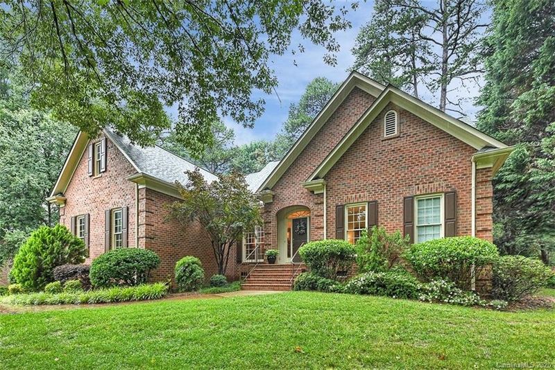 21437 Blakely Shores Dr, Cornelius, NC 28031
