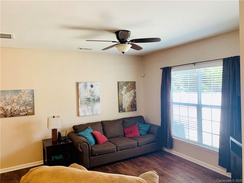 3607 Danvers St, Charlotte, NC 28213