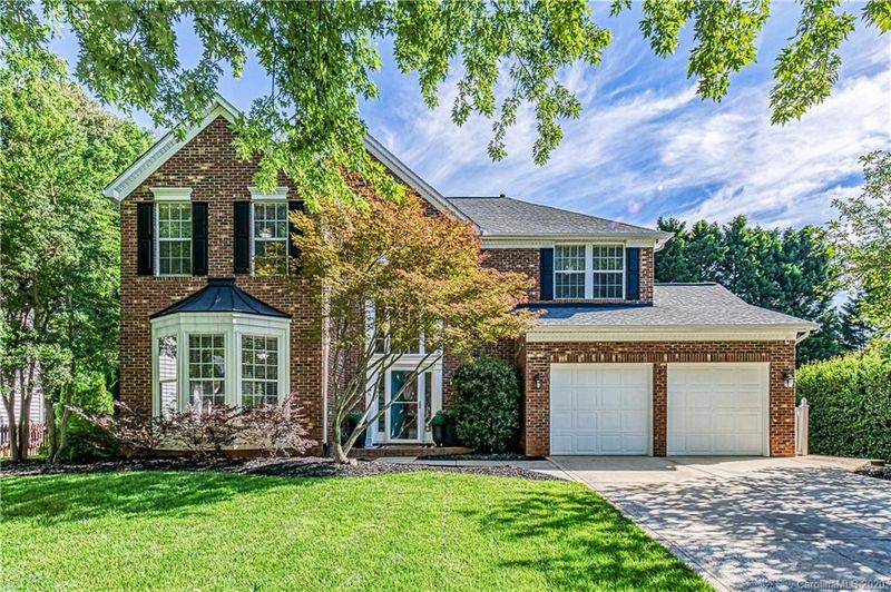 9005 Sutherland Dr, Huntersville, NC 28078