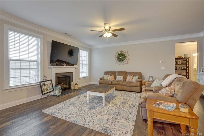 134 Longleaf Dr, Mooresville, NC 28117