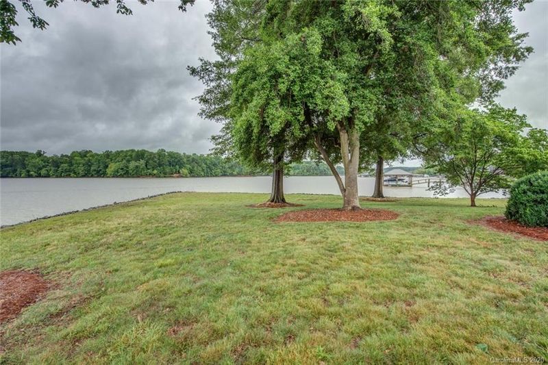 125 Cathey St, Belmont, NC 28012