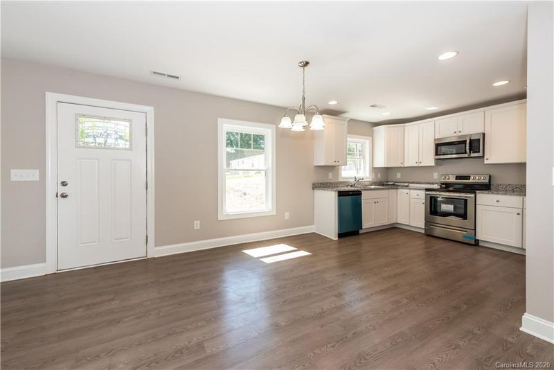 2804 Clermont Ave, Kannapolis, NC 28081
